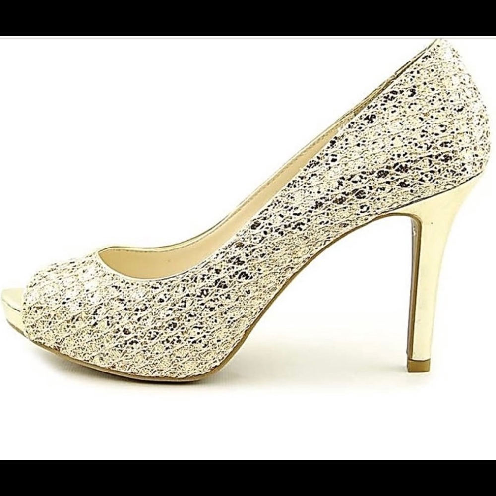 Audrey Brooke Gold Heels - Picture 2 of 6
